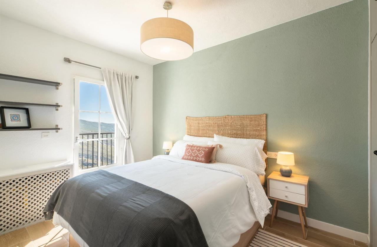 Beautifully Renovated 4 Bedroom Apt + Kid'S Room Sierra Nevada Exterior photo