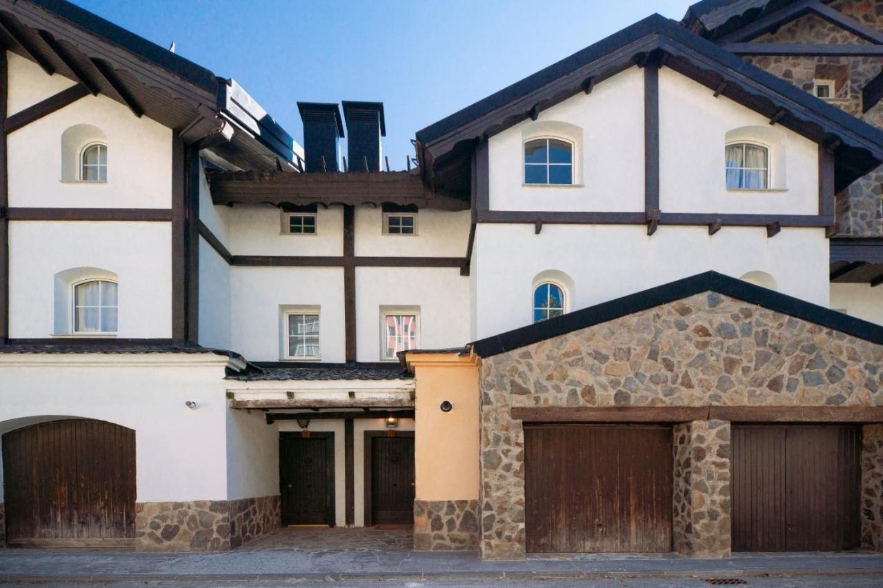 Beautifully Renovated 4 Bedroom Apt + Kid'S Room Sierra Nevada Exterior photo